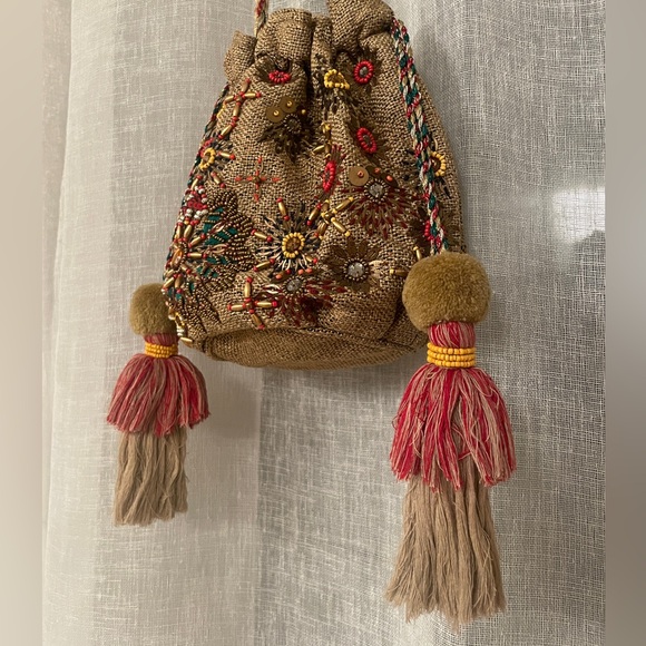 Zara Beaded Tassel Small Bag - Picture 4 of 7